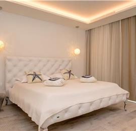 Luxury 6 Bedroom Brac Island Beach Front Villa With Heated Infinity Pool and lift near Sumartin sleeps 12